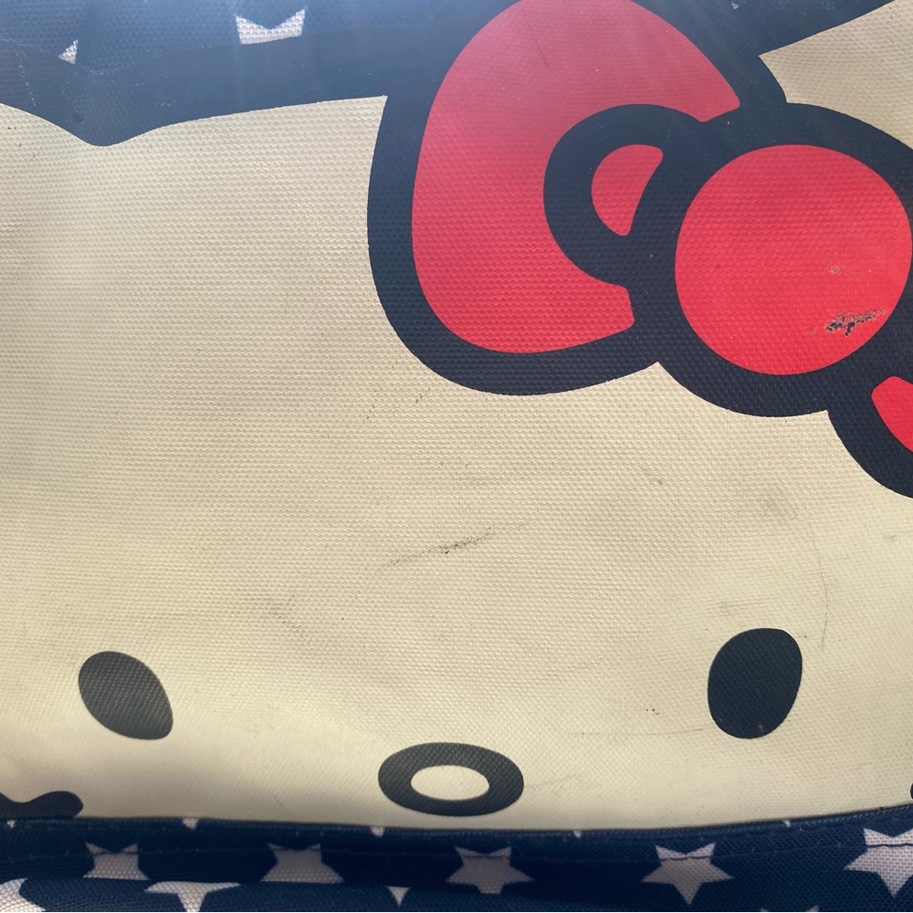 Loungefly Hello Kitty backpack - Picture 5 of 8